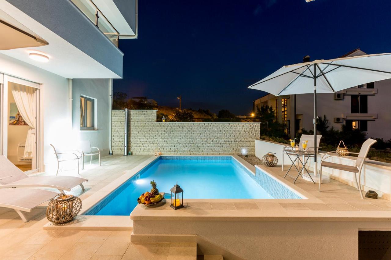 Luxury Villa Bello Horizonte With Swimming Pool Split Exterior foto