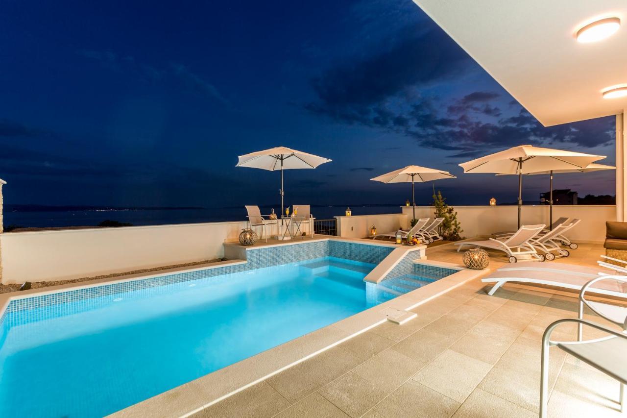 Luxury Villa Bello Horizonte With Swimming Pool Split Exterior foto