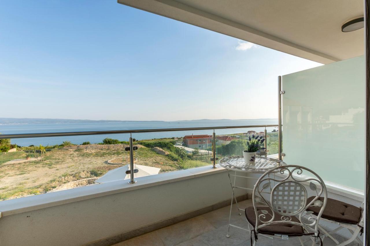 Luxury Villa Bello Horizonte With Swimming Pool Split Exterior foto