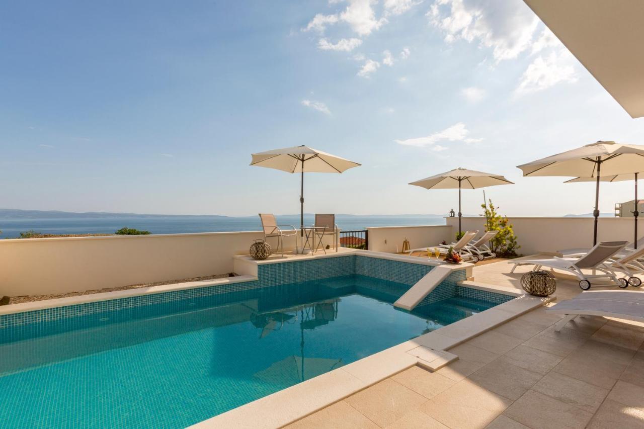 Luxury Villa Bello Horizonte With Swimming Pool Split Exterior foto