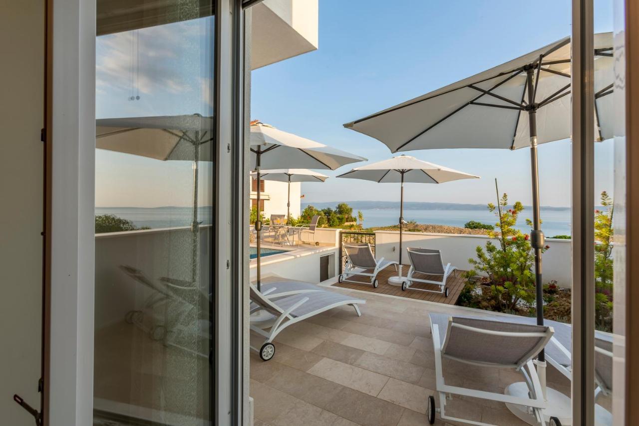 Luxury Villa Bello Horizonte With Swimming Pool Split Exterior foto